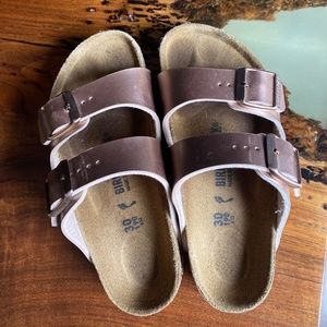 Birkenstock Girls Rose Gold Size 12